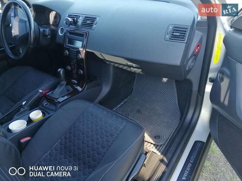 Седан Volvo S40 2007 в Вараше
