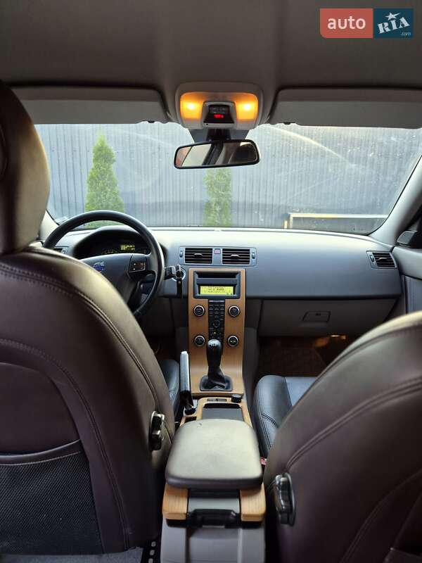 Седан Volvo S40 2009 в Шептицькому