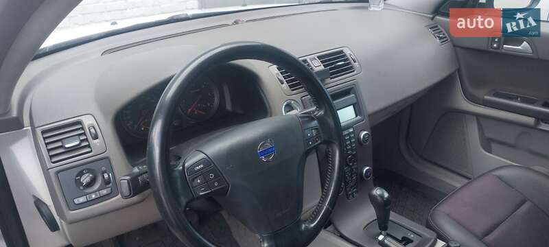 Седан Volvo S40 2009 в Черкассах