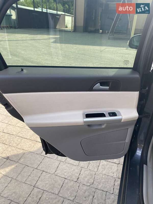 Седан Volvo S40 2011 в Копичинці