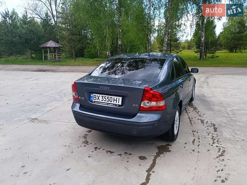 Седан Volvo S40 2006 в Славуті