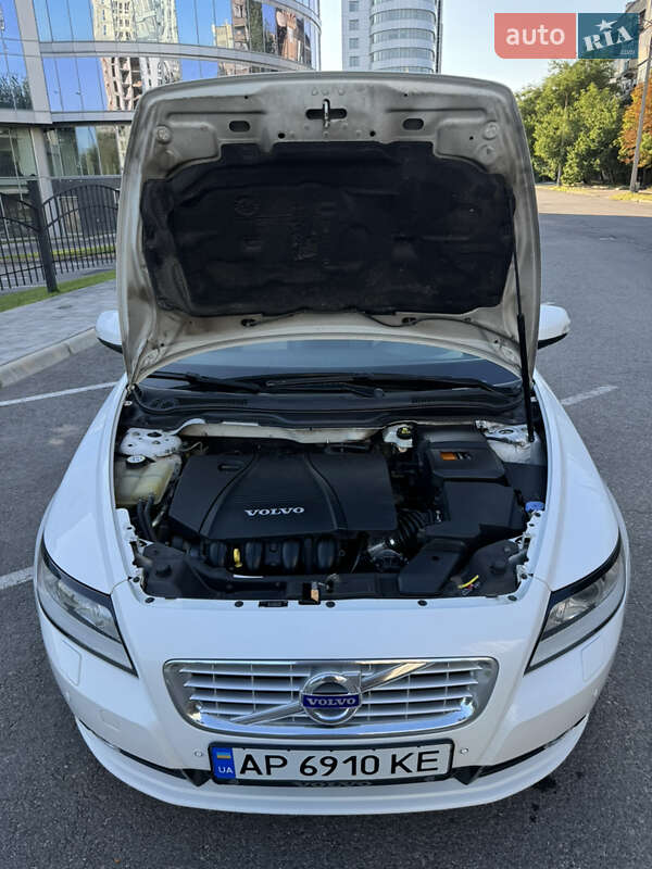 Седан Volvo S40 2012 в Запоріжжі