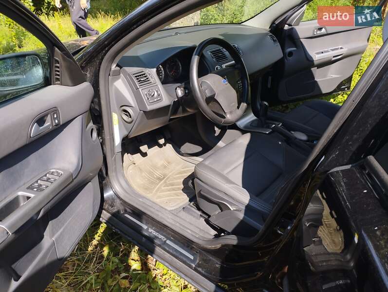 Седан Volvo S40 2005 в Кропивницком фото 26 Седан Volvo S40 2005 в Кропивницком