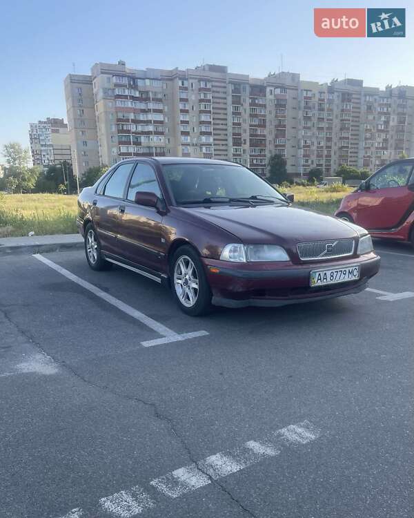 Volvo S40 1999