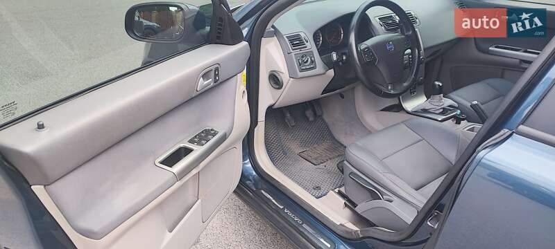 Седан Volvo S40 2006 в Дніпрі