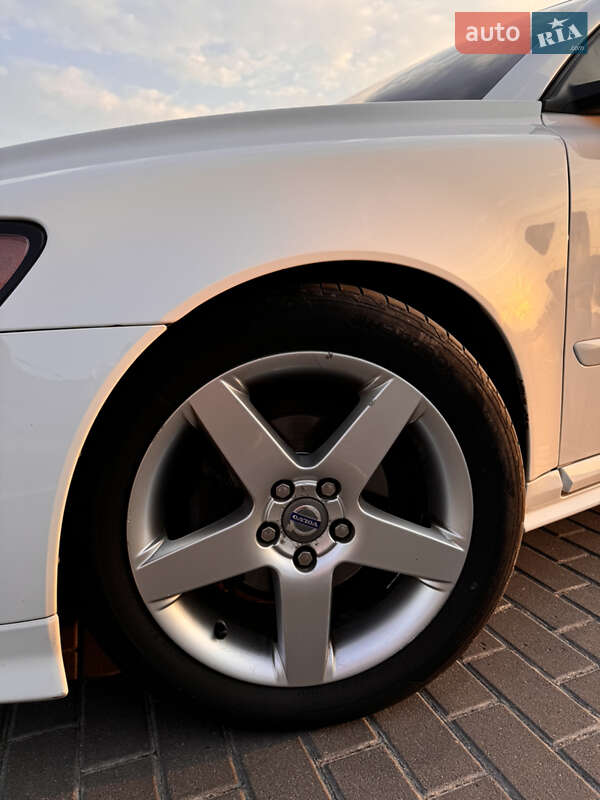 Седан Volvo S40 2008 в Львові