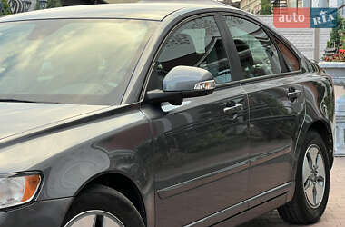 Седан Volvo S40 2011 в 