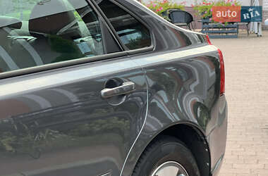 Седан Volvo S40 2011 в 