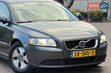 Седан Volvo S40 2011 в 
