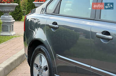 Седан Volvo S40 2011 в 