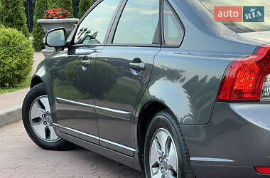Седан Volvo S40 2011 в 