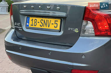 Седан Volvo S40 2011 в 