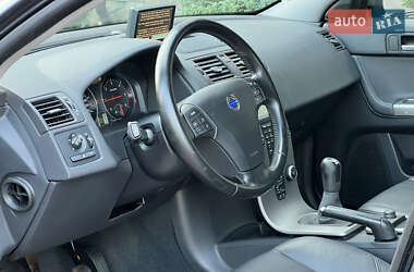 Седан Volvo S40 2011 в 