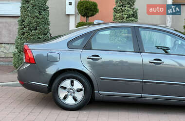 Седан Volvo S40 2011 в 