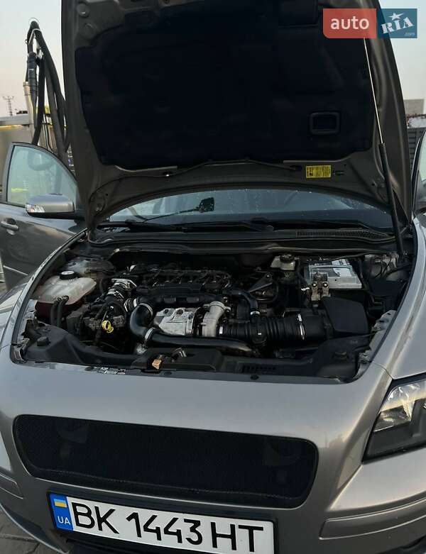 Седан Volvo S40 2006 в Киеве
