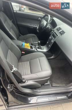 Седан Volvo S40 2011 в 