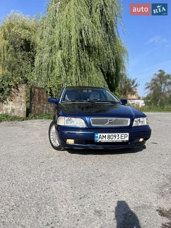 Седан Volvo S40 1997 в 