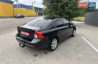 Седан Volvo S40 2011 в 