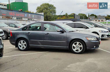 Седан Volvo S40 2011 в 