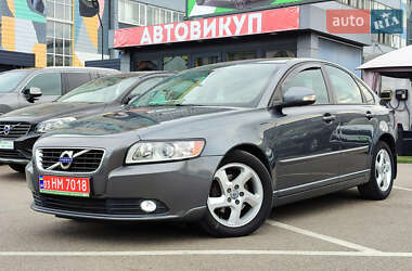 Седан Volvo S40 2011 в 