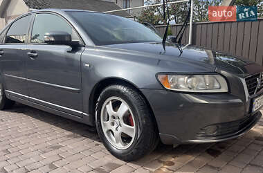 Седан Volvo S40 2009 в Черновцах