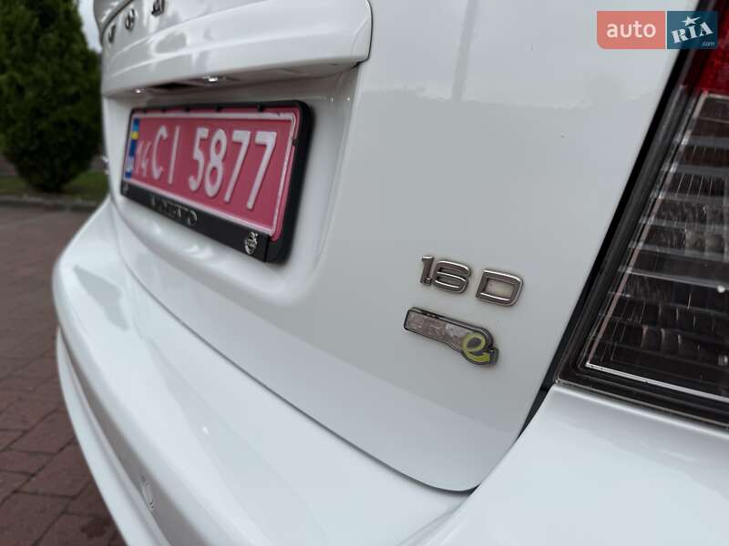 Седан Volvo S40 2010 в Стрые