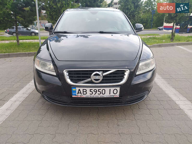 Volvo S40 2011