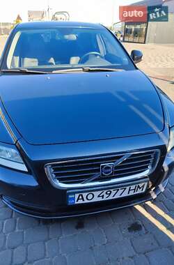 Седан Volvo S40 2010 в Мукачевому