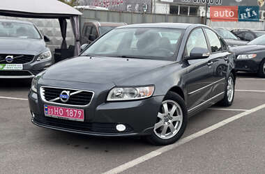 Седан Volvo S40 2012 в 