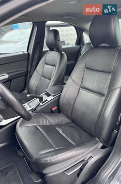 Седан Volvo S40 2012 в 