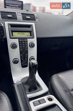 Седан Volvo S40 2012 в 