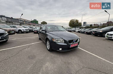 Седан Volvo S40 2012 в 