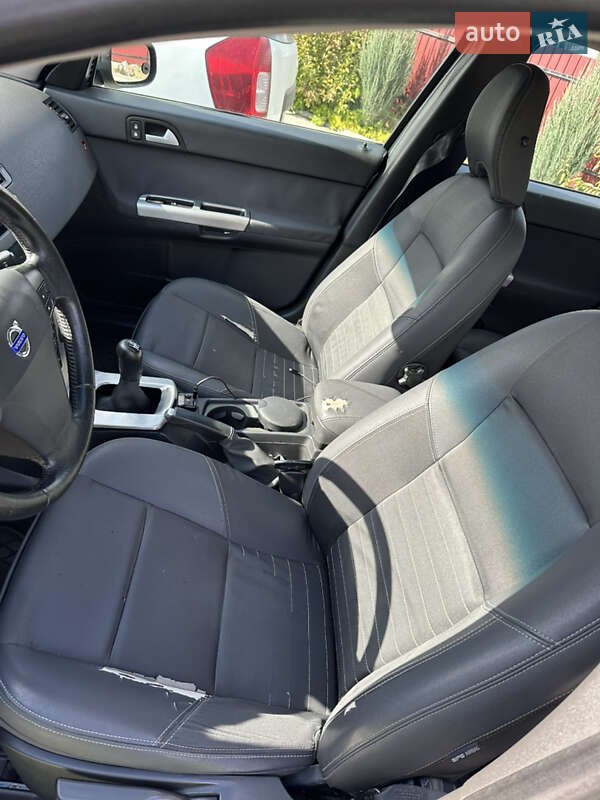 Седан Volvo S40 2006 в Турке