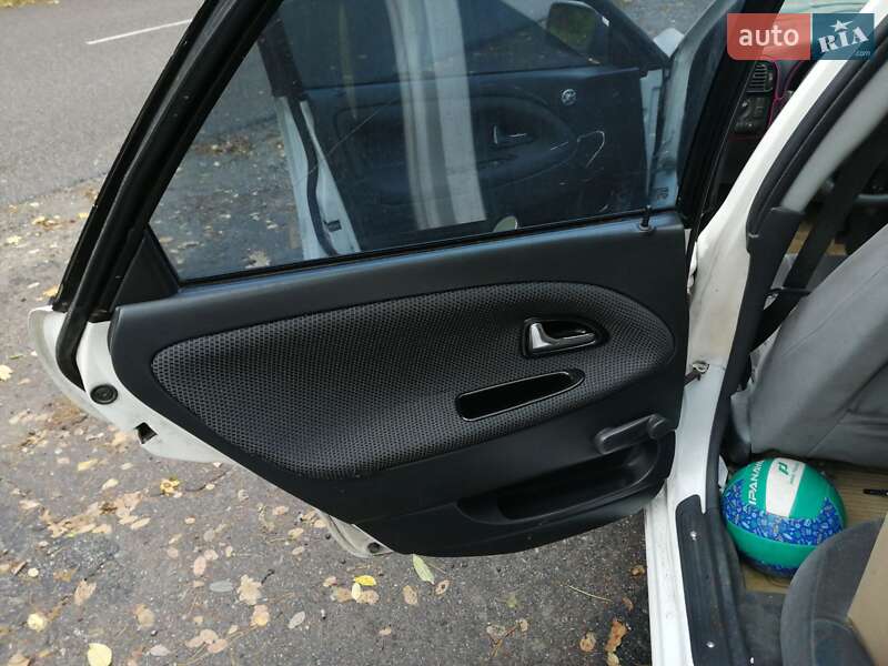 Седан Volvo S40 1998 в Черкасах фото 4 Седан Volvo S40 1998 в Черкасах