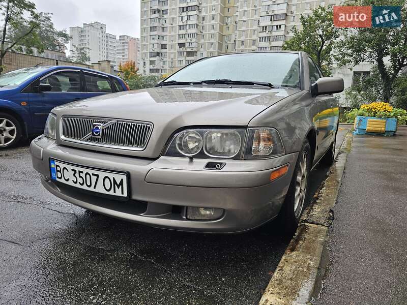 Седан Volvo S40 2003 в Києві