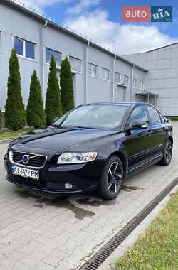Седан Volvo S40 2012 в Василькові