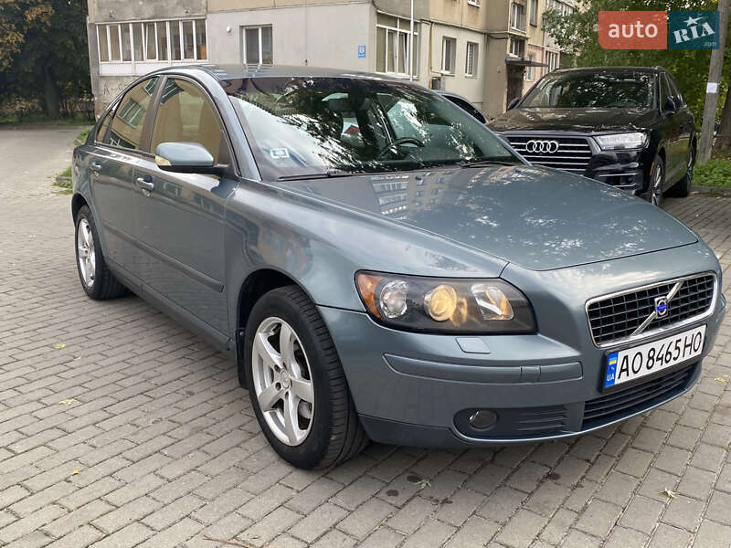 Седан Volvo S40 2004 в Львове
