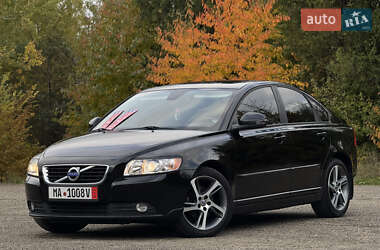Седан Volvo S40 2012 в 