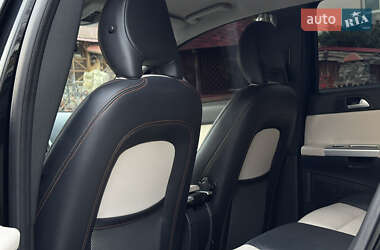 Седан Volvo S40 2012 в 