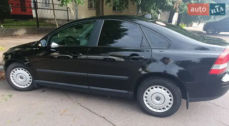 Volvo S40 2005