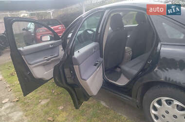 Седан Volvo S40 2005 в  фото 6 Седан Volvo S40 2005 в