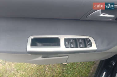 Седан Volvo S40 2005 в  фото 11 Седан Volvo S40 2005 в