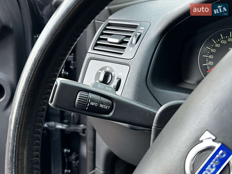 Седан Volvo S40 2011 в Стрые фото 86 Седан Volvo S40 2011 в Стрые