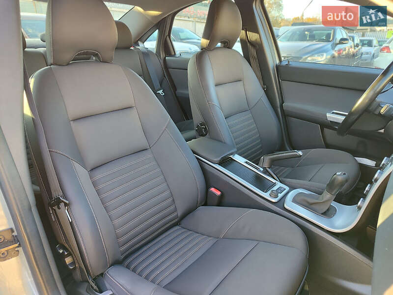 Седан Volvo S40 2011 в Киеве фото 21 Седан Volvo S40 2011 в Киеве
