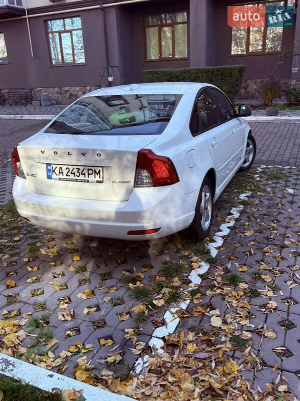 Седан Volvo S40 2012 в Киеве фото 19 Седан Volvo S40 2012 в Киеве