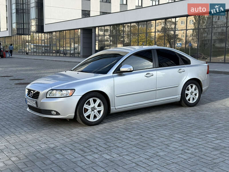 Седан Volvo S40 2012 в Днепре