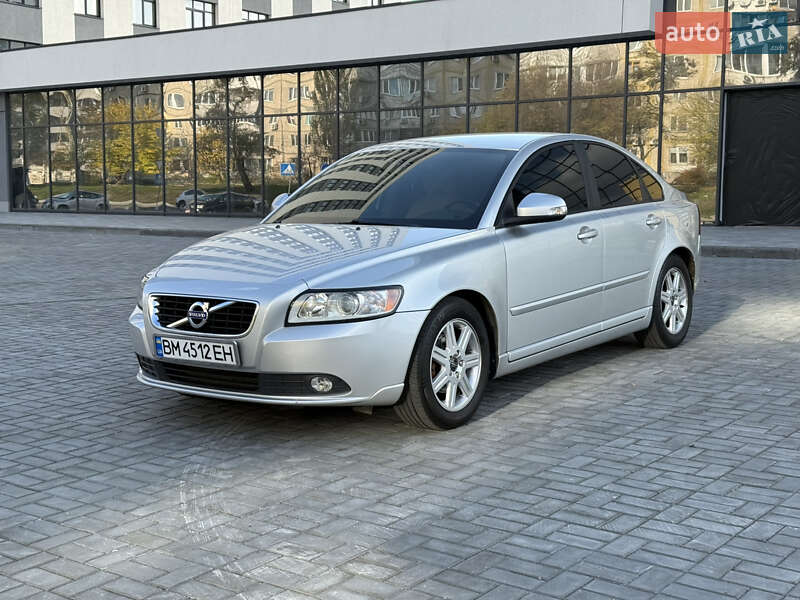 Седан Volvo S40 2012 в Днепре