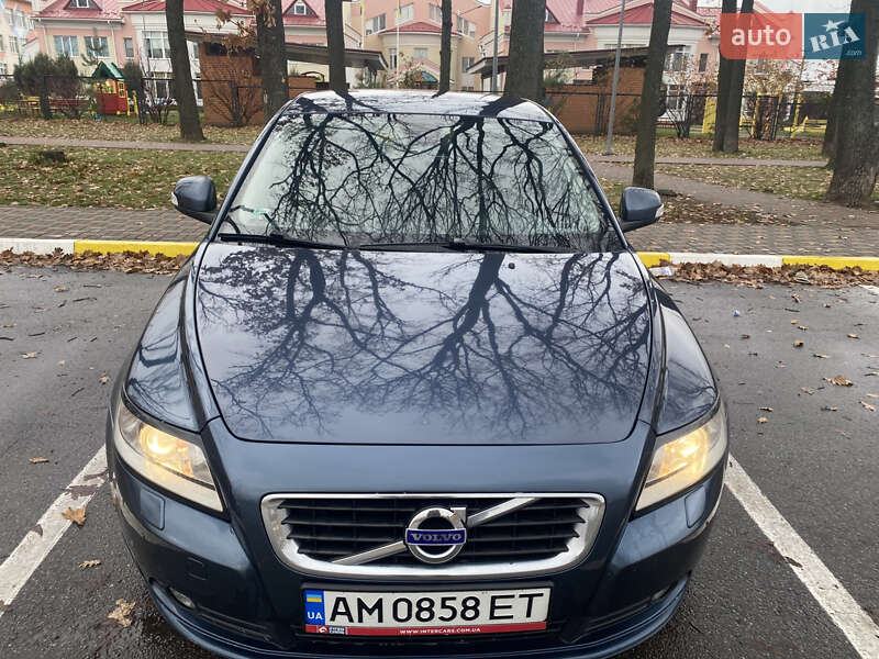 Седан Volvo S40 2011 в Житомирі