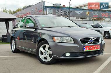Седан Volvo S40 2011 в Киеве