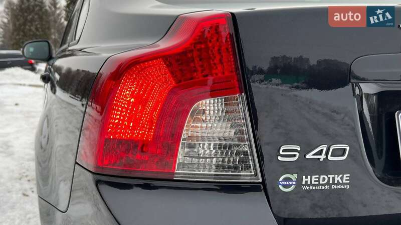 Седан Volvo S40 2010 в Луцьку